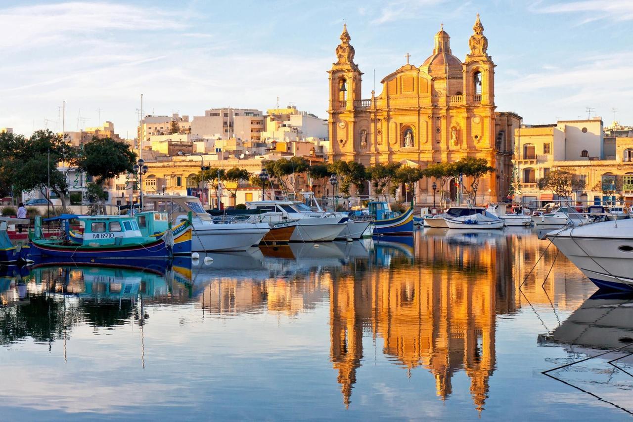 Centre Point Apartment Msida Bagian luar foto