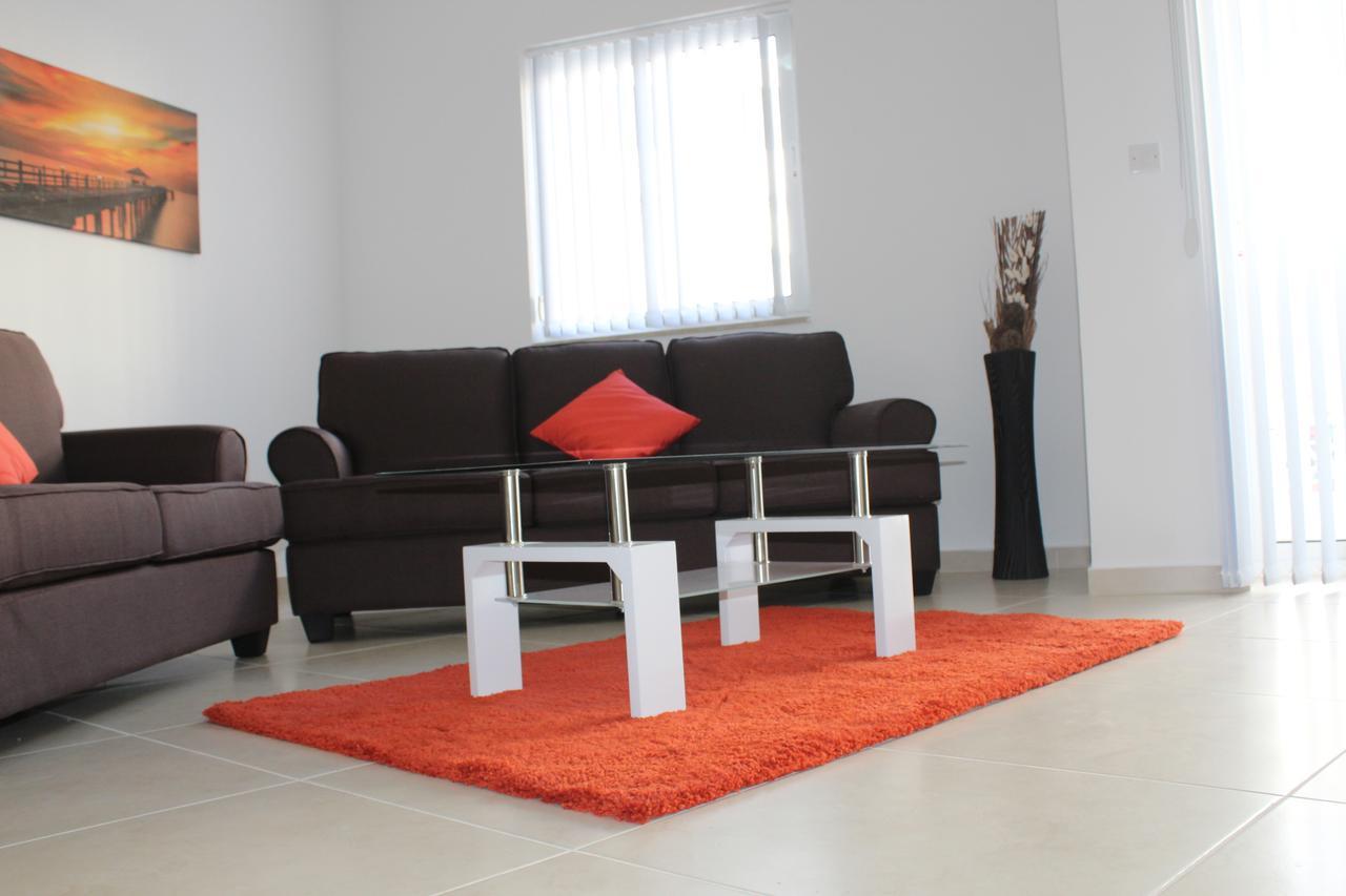Centre Point Apartment Msida Bagian luar foto