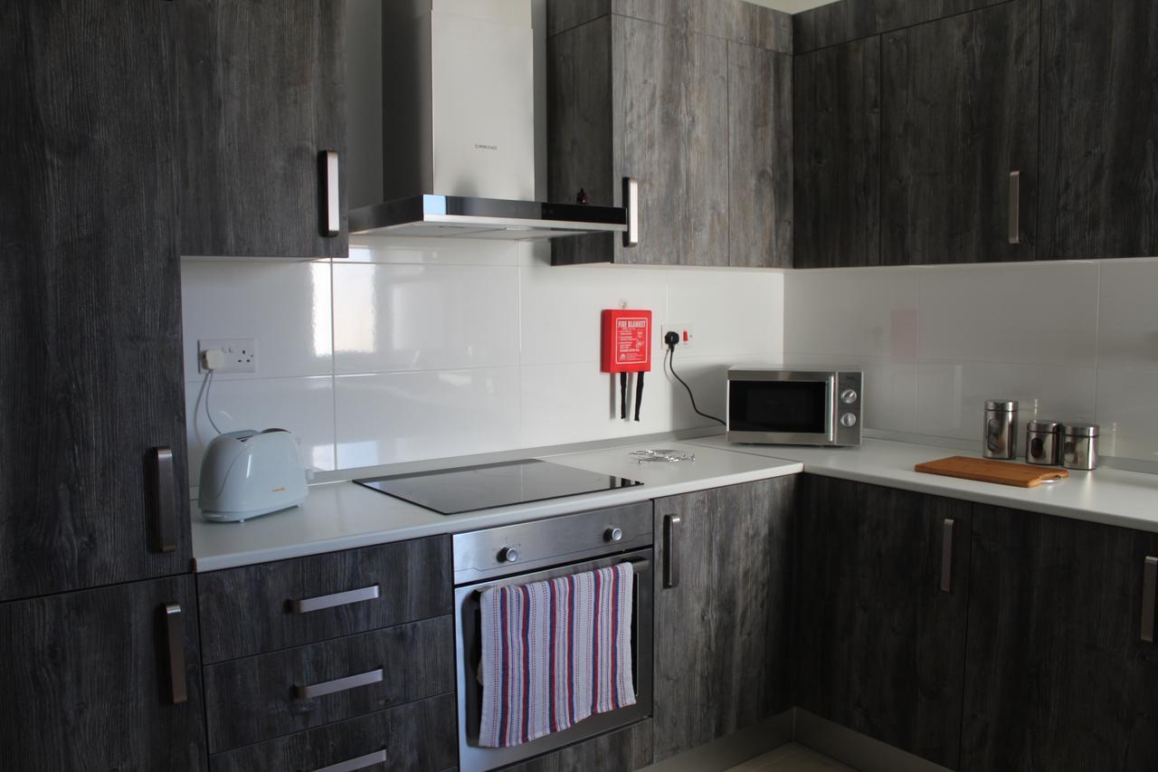 Centre Point Apartment Msida Bagian luar foto
