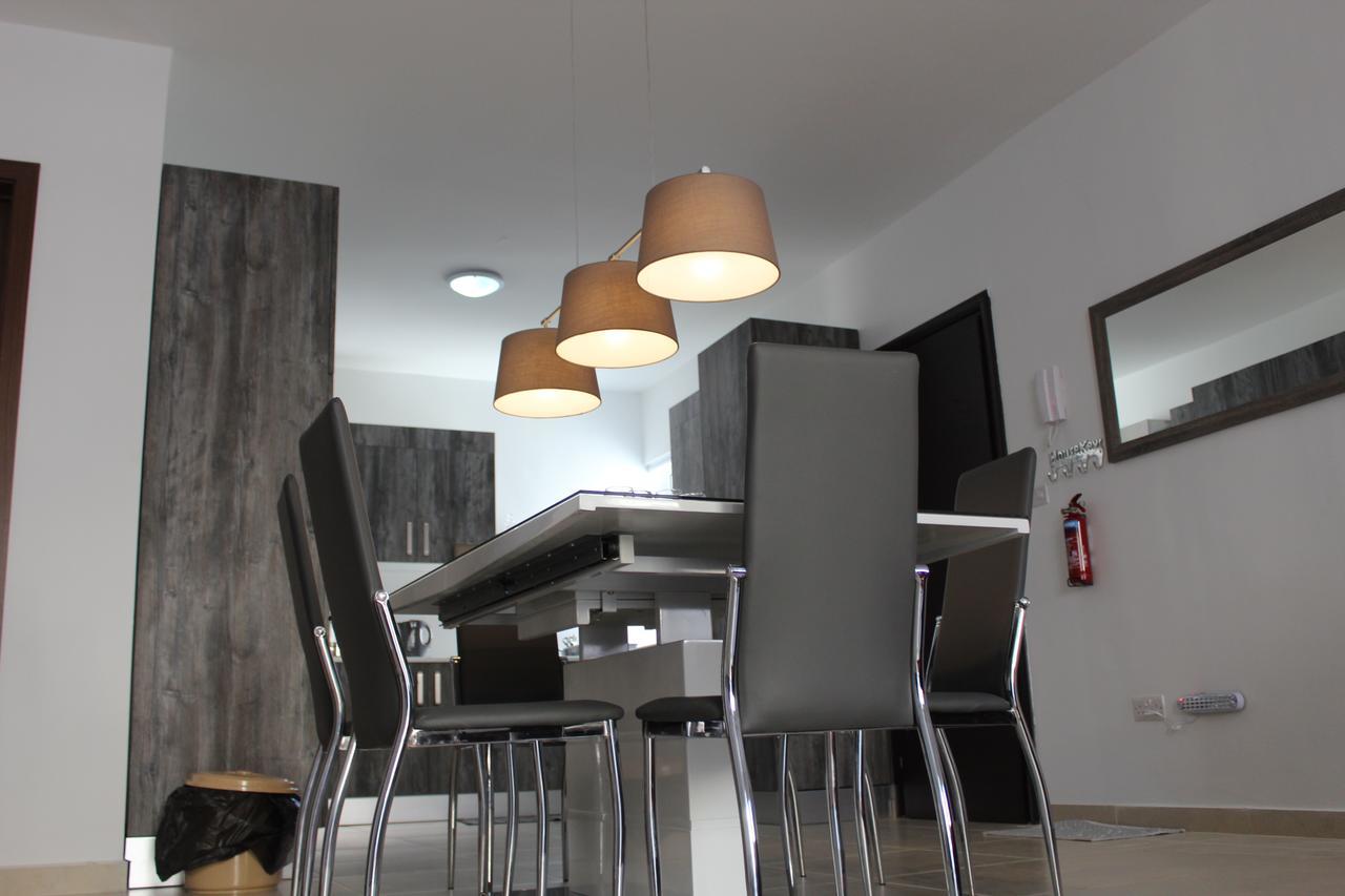Centre Point Apartment Msida Bagian luar foto