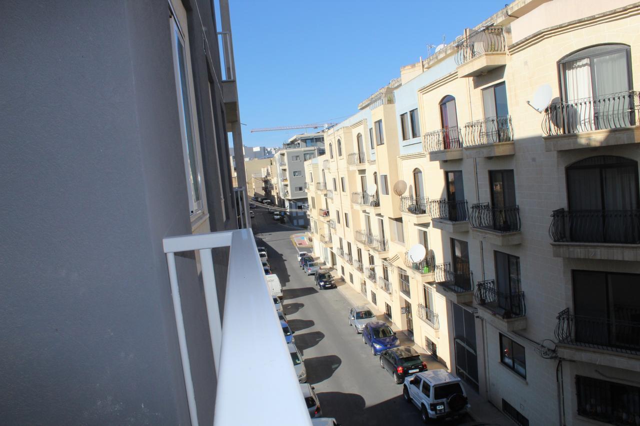 Centre Point Apartment Msida Bagian luar foto